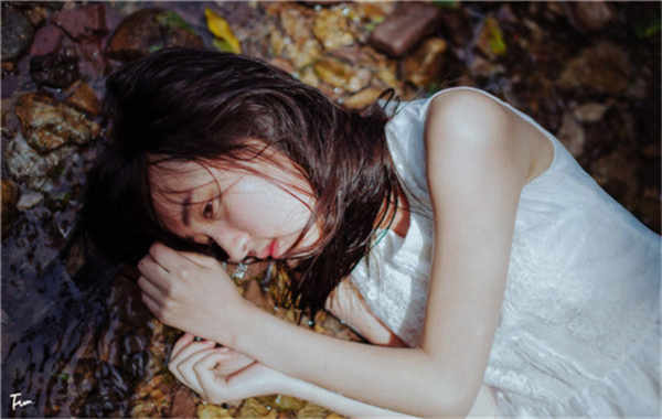 鸡冠验血查男女怎么联系医院怎么加微信(验血查染色体男女多少天比较准确)